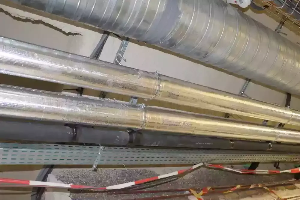 Réseau Kooltherm pour eau glacée — Hôpital Necker