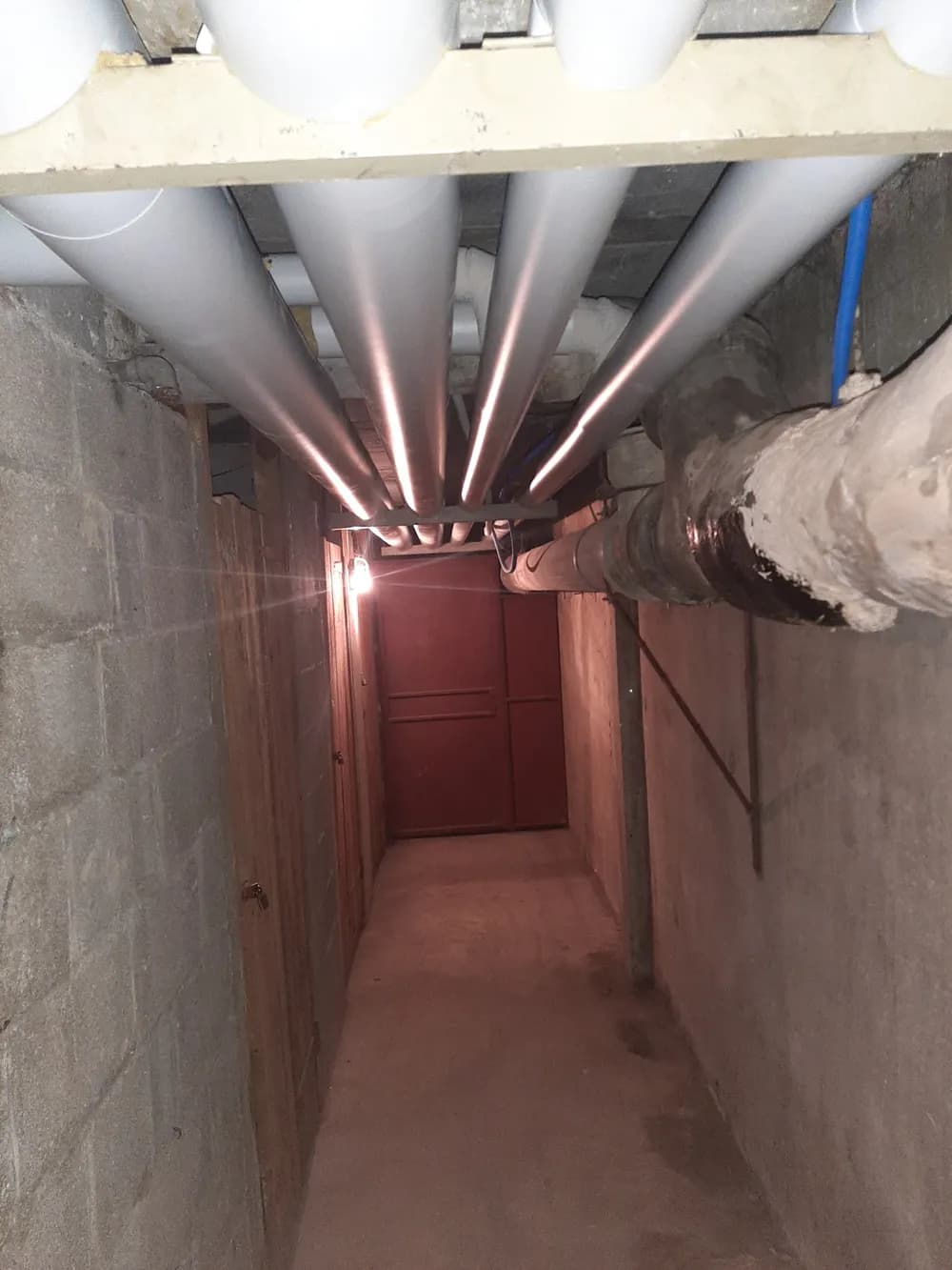 Canalisations calorifugées sous-sol — Montereau-Fault-Yonne