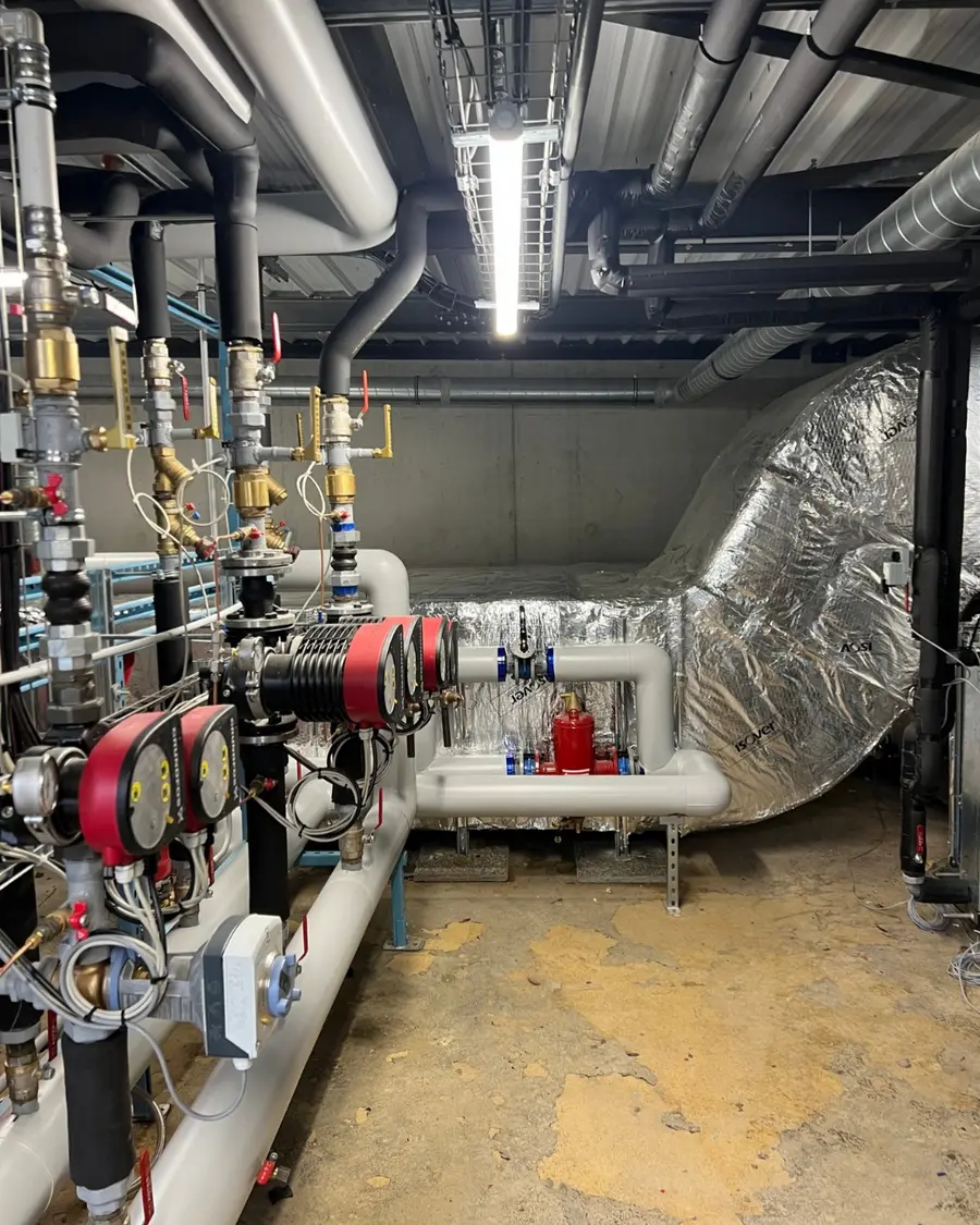 Calorifugeage réseau hydraulique et aéraulique – Chaufferie et toiture Saint-Leu-la-Forêt (95)