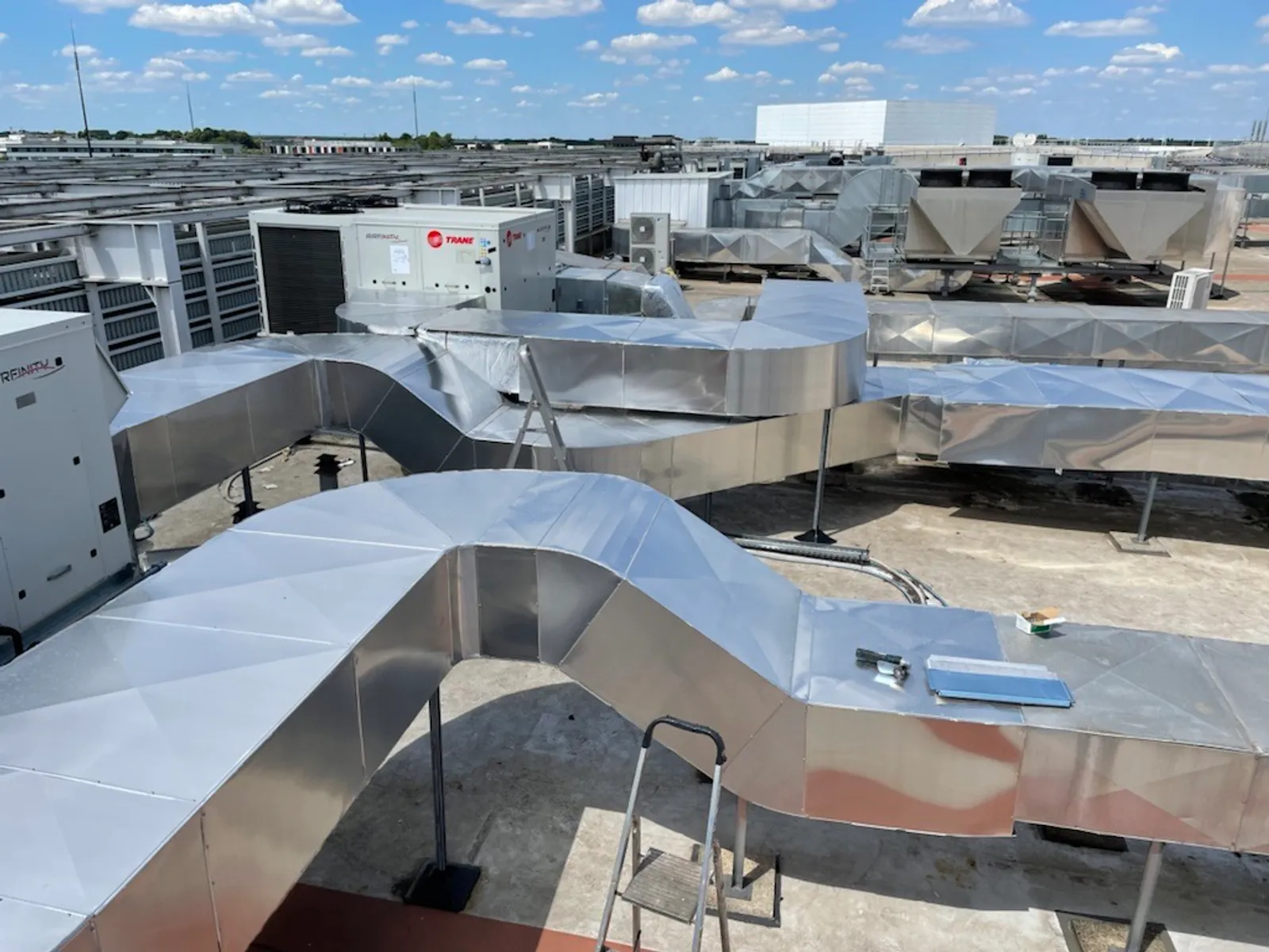 Installation d'un réseau de gaine de ventilation